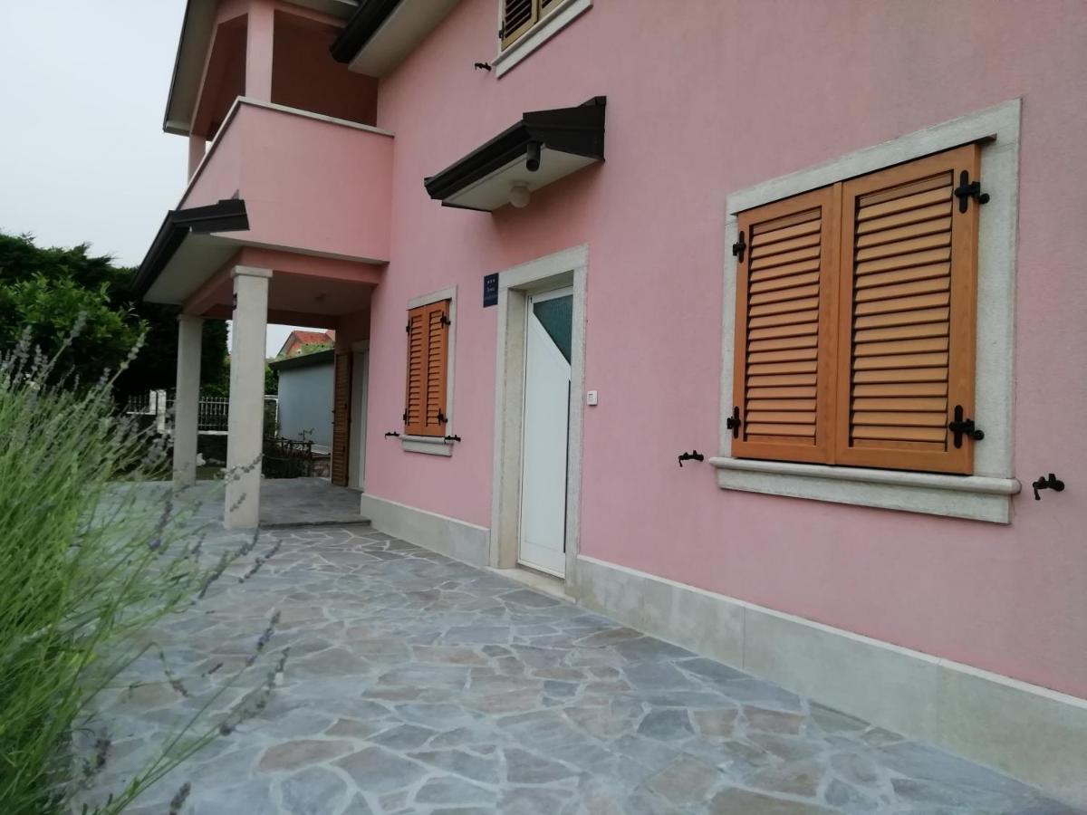 Apartmani Vesna Buje Extérieur photo